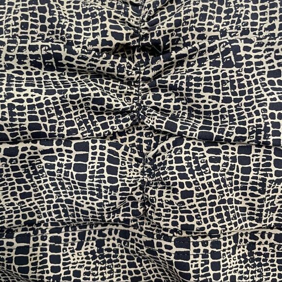 Calvin Klein Black & Tan One Piece Swimsuit! - Picture 4 of 5